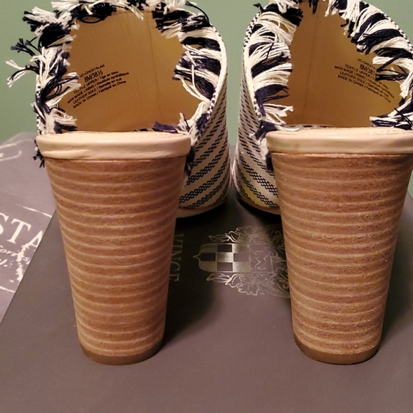 Vince camuto mules - Picture 4 of 5